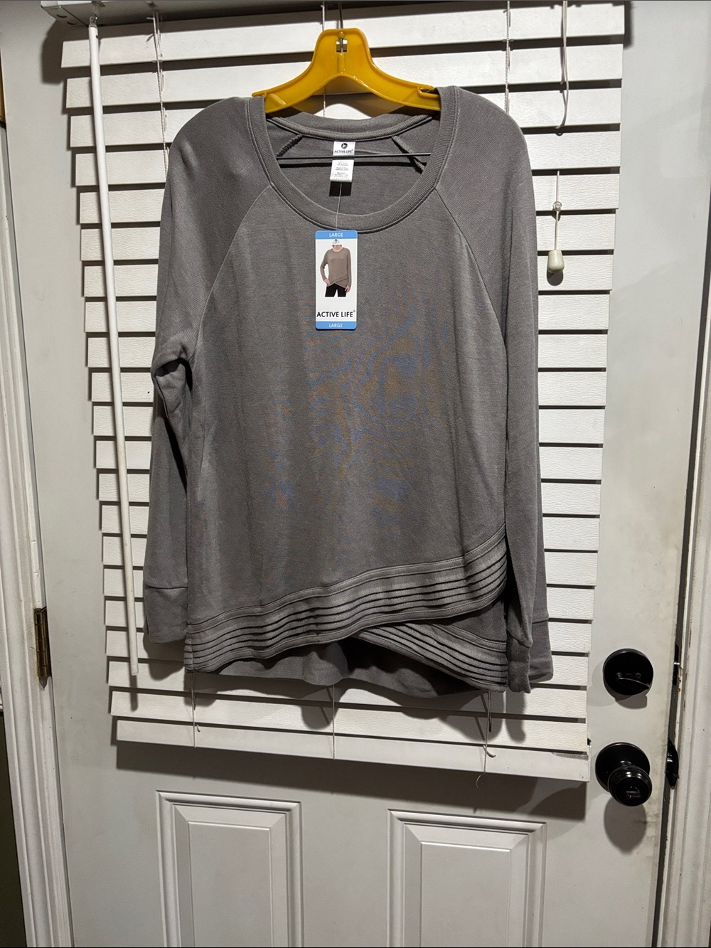 Active Life Women's Silver Gray Layered Hem Scoop Neck Pullover
